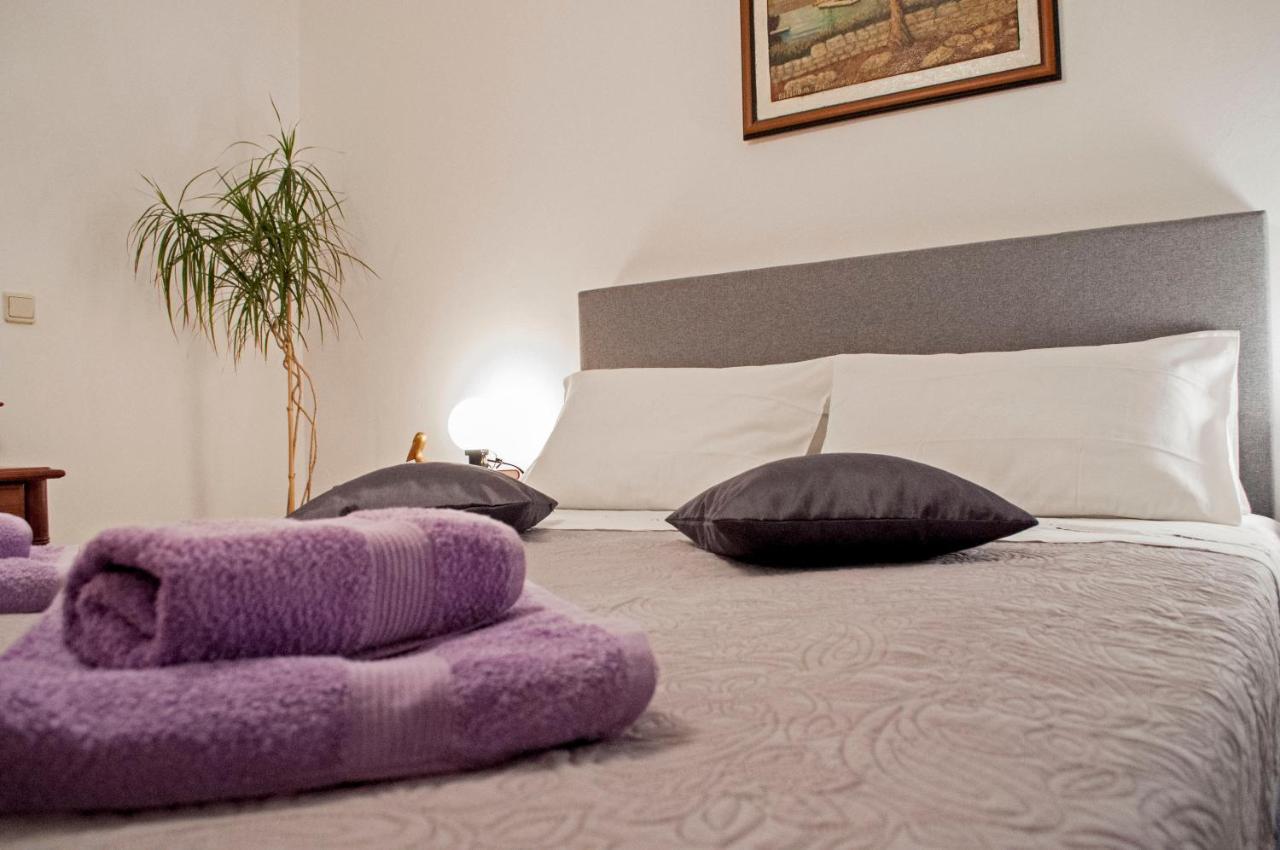 Apartment Rosa 1 ロヴィニ エクステリア 写真